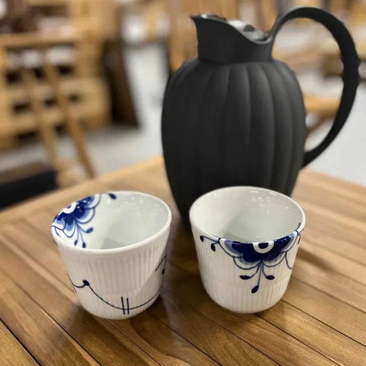 Royal Copenhagen termokop, Blå Mega riflet