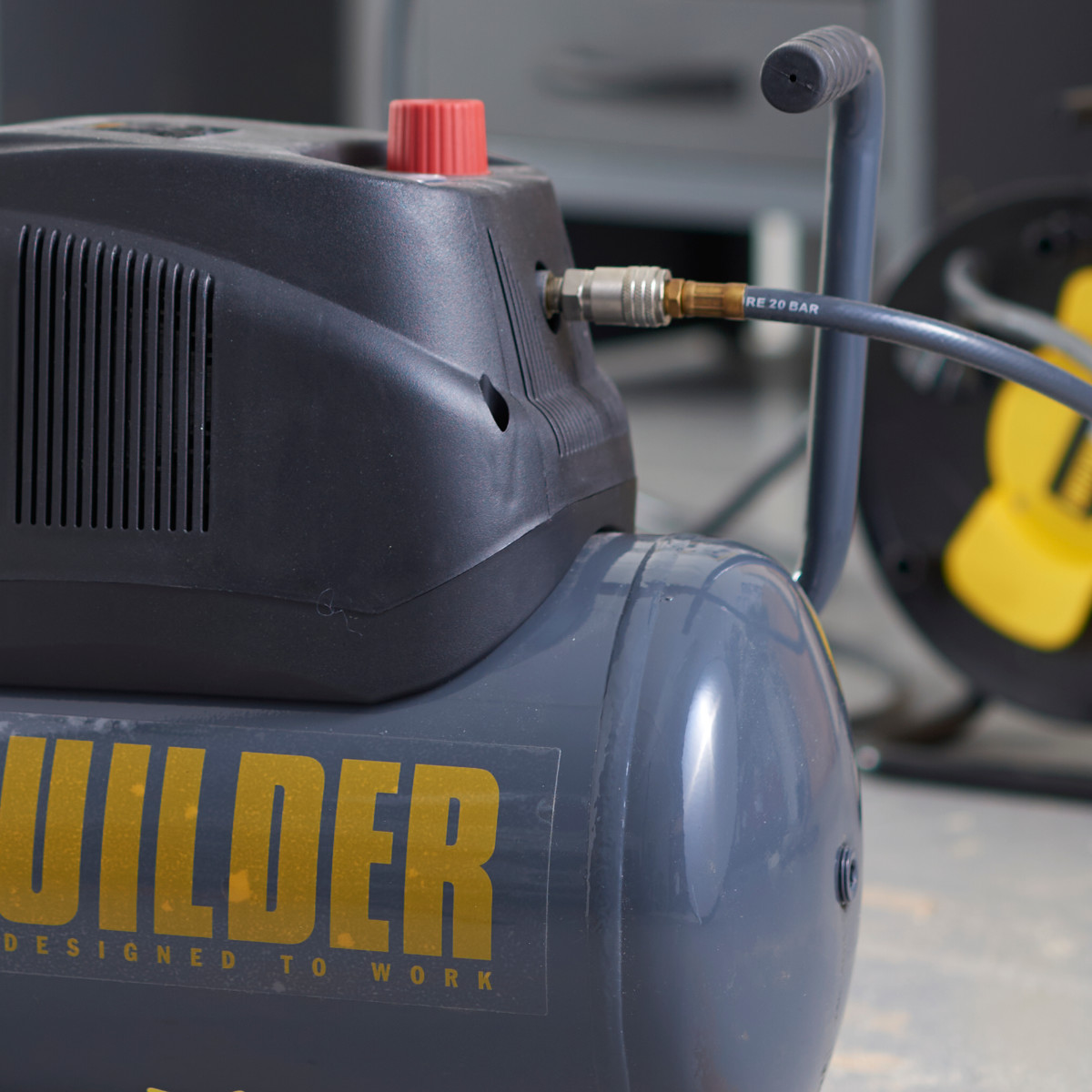PROBUILDER kompressor 24L 1200 watt