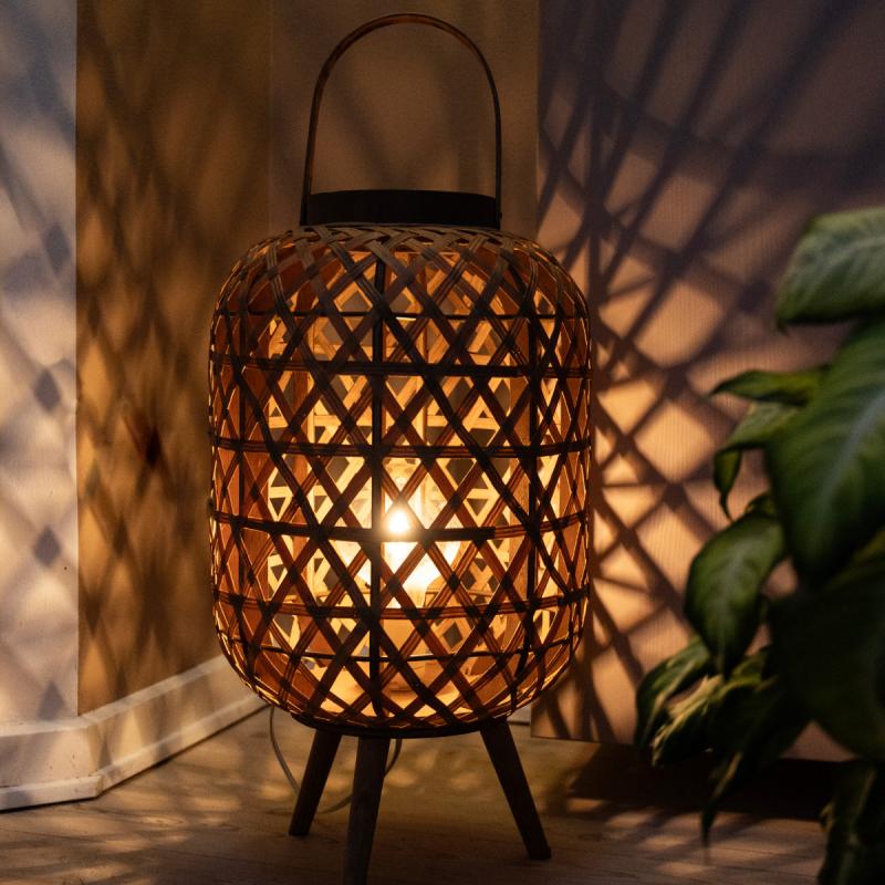 Bambus lampe på ben