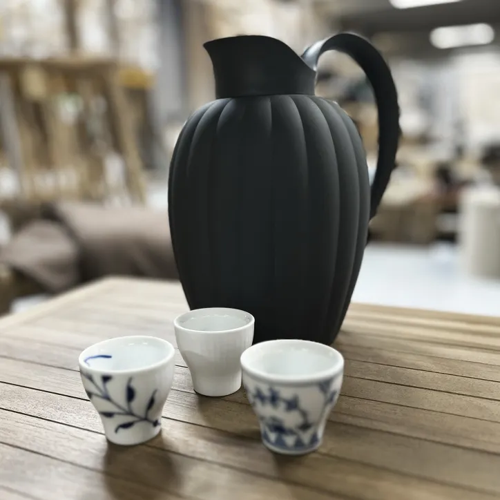 Bernadotte termokande og 3 stk. æggebægere