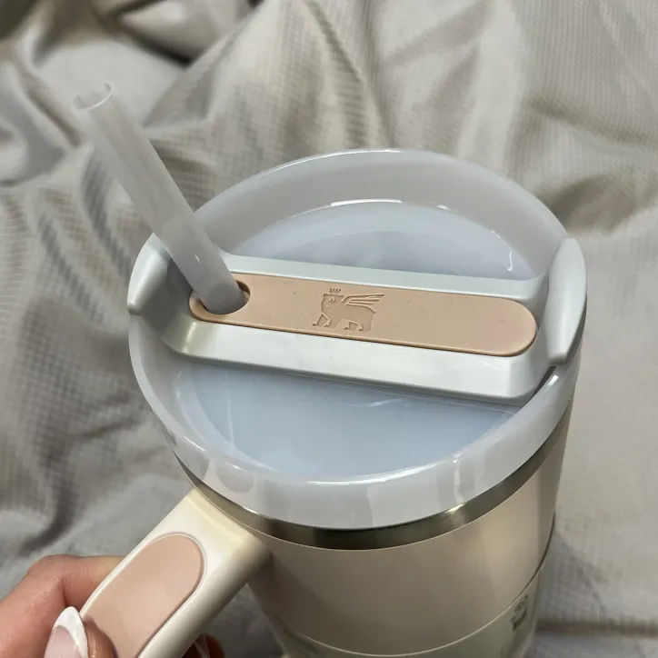 Stanley Quencher og termoflaske - 3