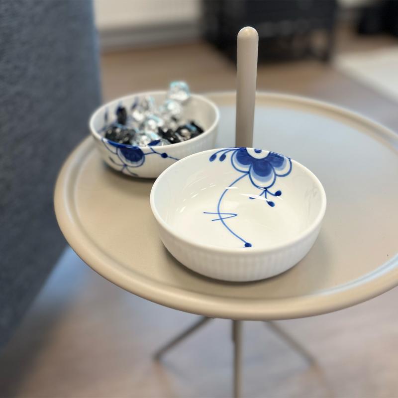 Royal Copenhagen 2 stk. Blå Mega Riflet fad 12,5 cm