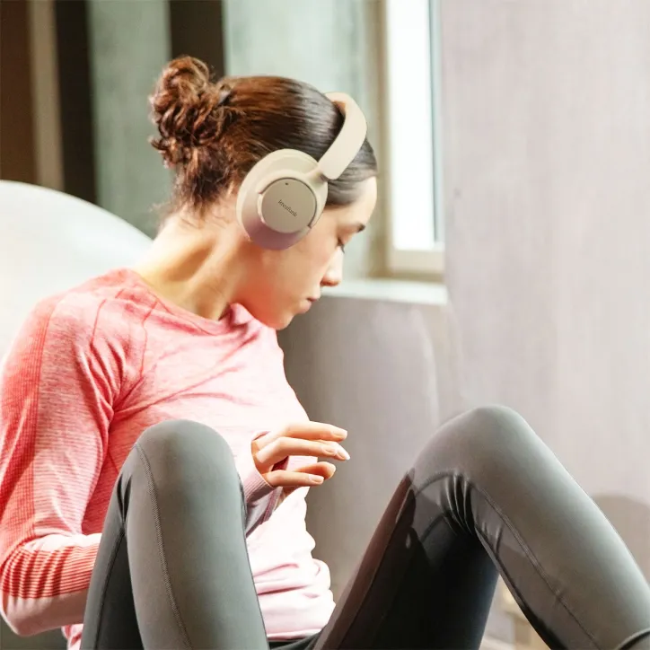 Kreafunk ANC høretelefoner og Glowie højtaler