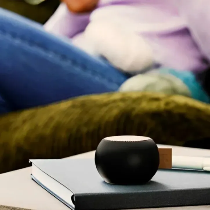 Rejsetaske i Columbia læder & Kreafunk aGO mini Bluetooth højtaler - 1