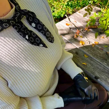 Rhanders Arabella damehandsker og Athena tørklæde