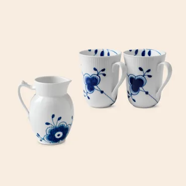 Royal Copenhagen Blå Mega Riflet krus og kande