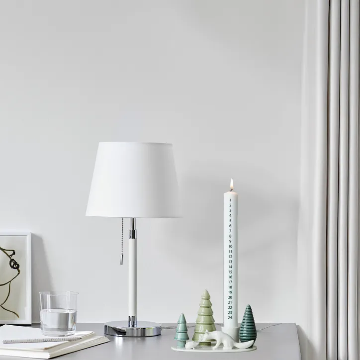 Frandsen Venice bordlampe og Dottir Winter Stories