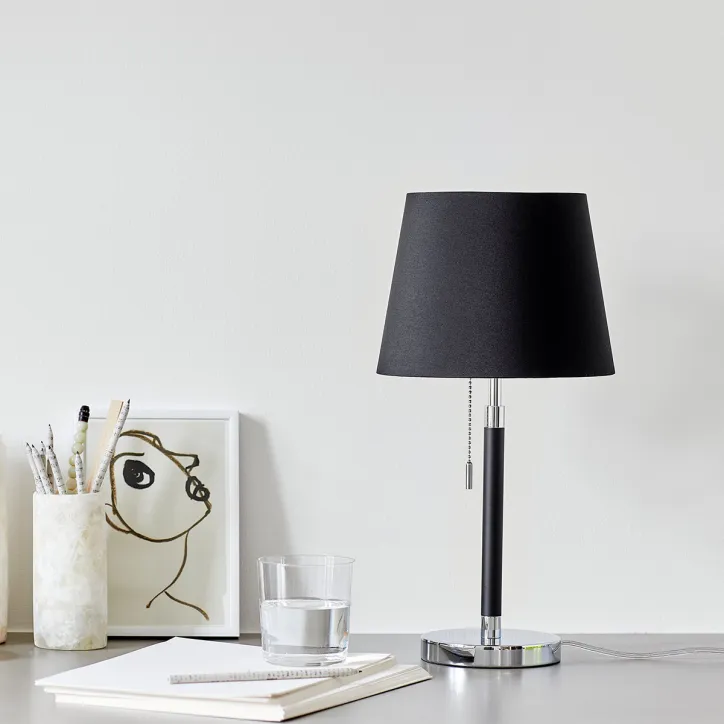 Frandsen Venice bordlampe og Dottir Winter Stories