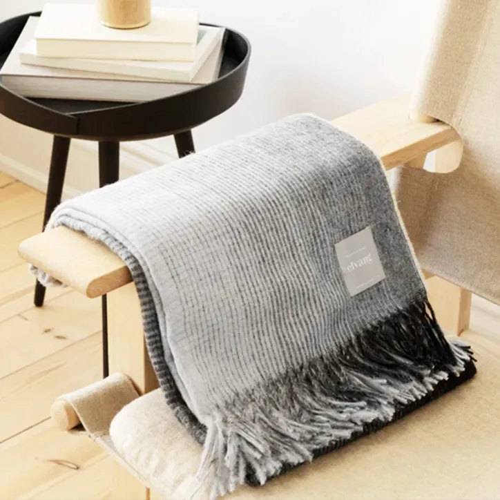 Senza bænk med hynde, Pier LED lampe og Horizon plaid - 5