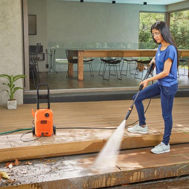 Black and Decker Kompakt højtryksrenser med bitssæt - 1
