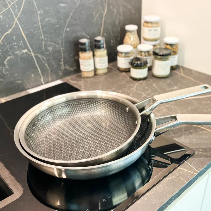 Stegepande 24 cm og 28 cm i Rustfrit stål