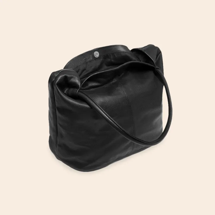 Arabella handsker, læder shopper, Athena silketørklæde, Praque tørklæde og Festina dameur - 7