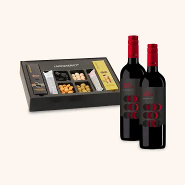 Selection One og 2 flasker rødvin