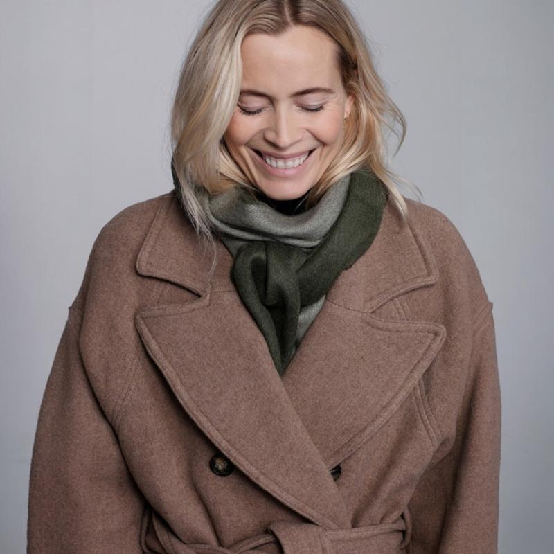 Tørklæde i Alpaka-uld black / grey - 2