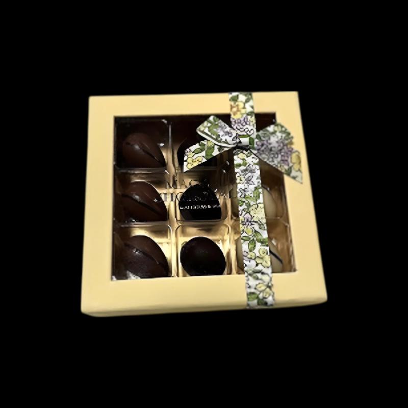 Påskeæske med sløjfe og 9 stk. chokolade - 1