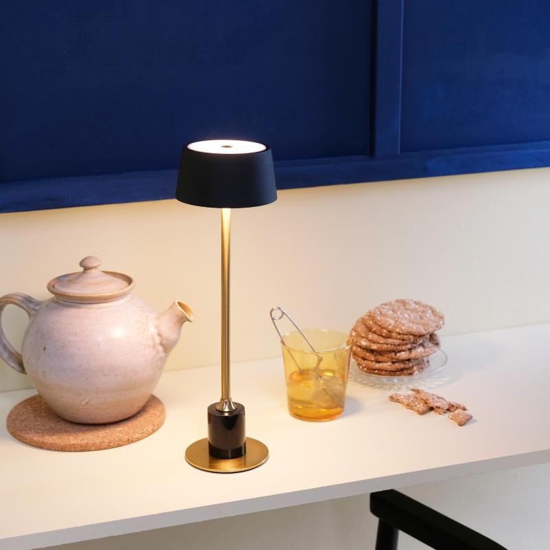 Dyberg Larsen YoYo bordlampe i sort