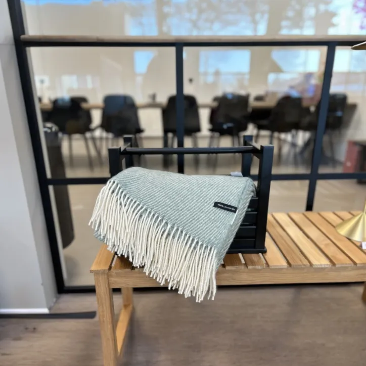 Winton Plaid med Valdemar Skammel i sort