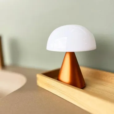 Mina L LED-lampe i orange