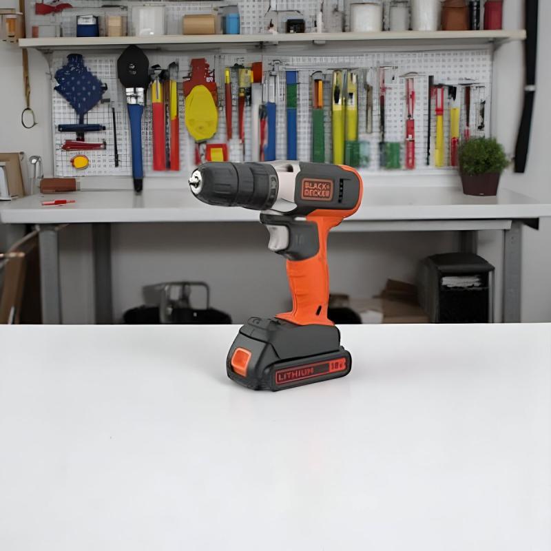 BLACK+DECKER 18V Bore-/skruemaskine