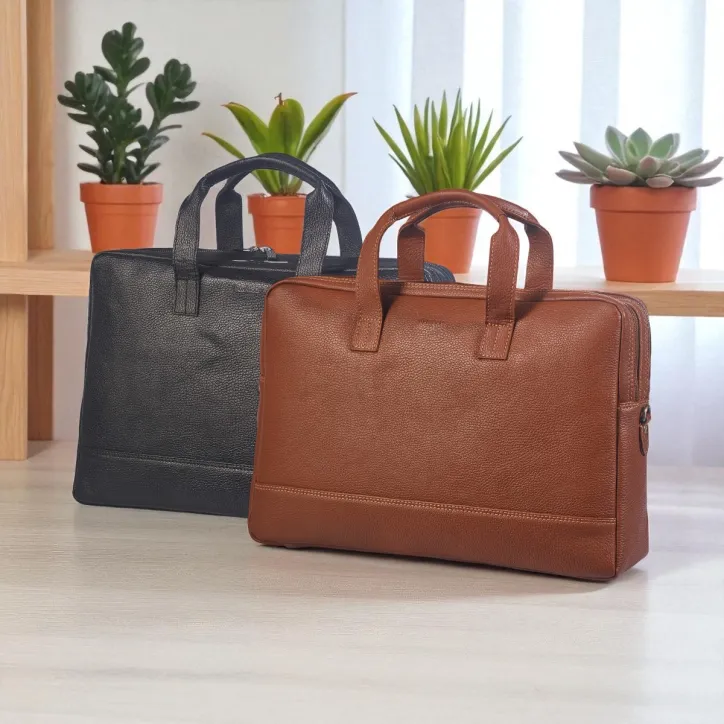 Bon Gout Business Bag Boss Floater i sort - cognac