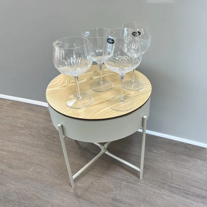 Luigi glas 4 stk., Sisco bord Ø40 cm i beige