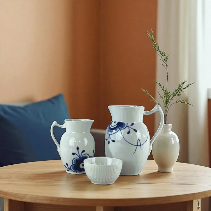 Royal Copenhagen kande 0,9 L, 38 cl og skål 15 cl