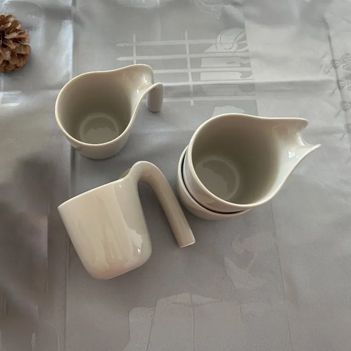 Stelton Amphora termokander & OLE krus, 8 stk.