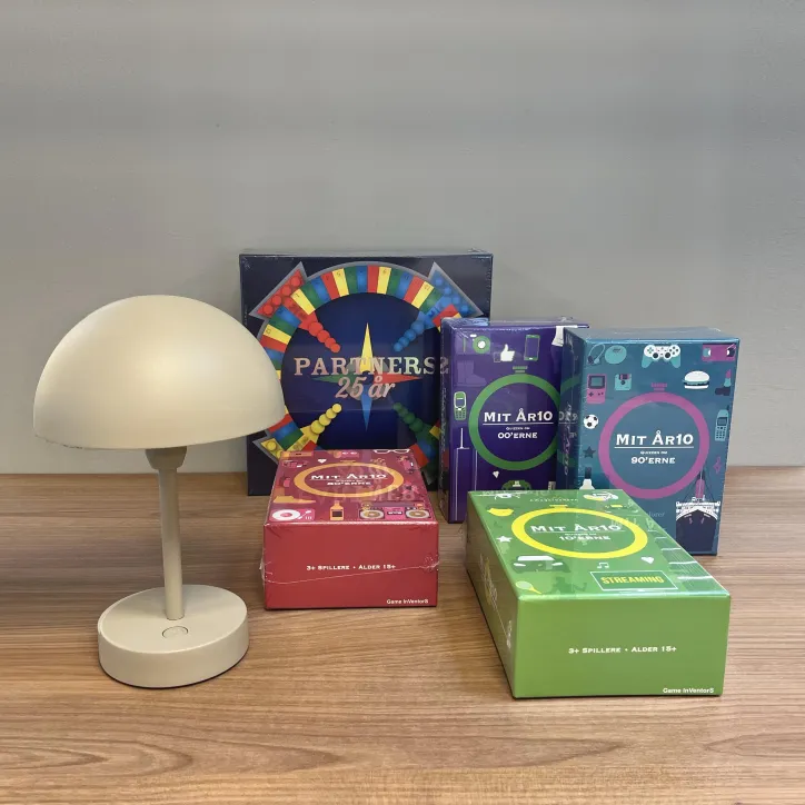 Nordlux bordlampe, Partners 25 år, MIT ÅR10