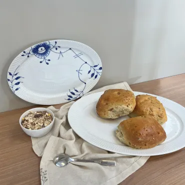 Royal Copenhagen Hvid riflet fad, blå mega riflet fad med hvid riflet skål