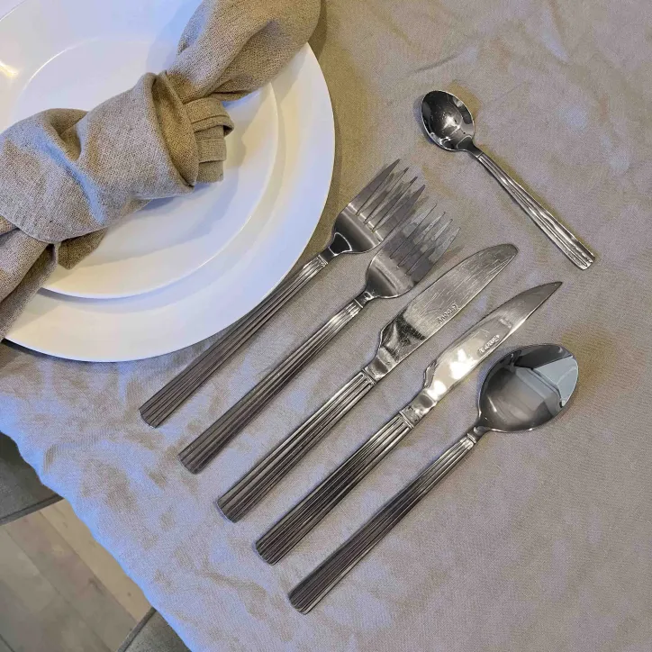 AIDA Groovy bestiksæt 48 dele, Steaksæt i 24 Dele