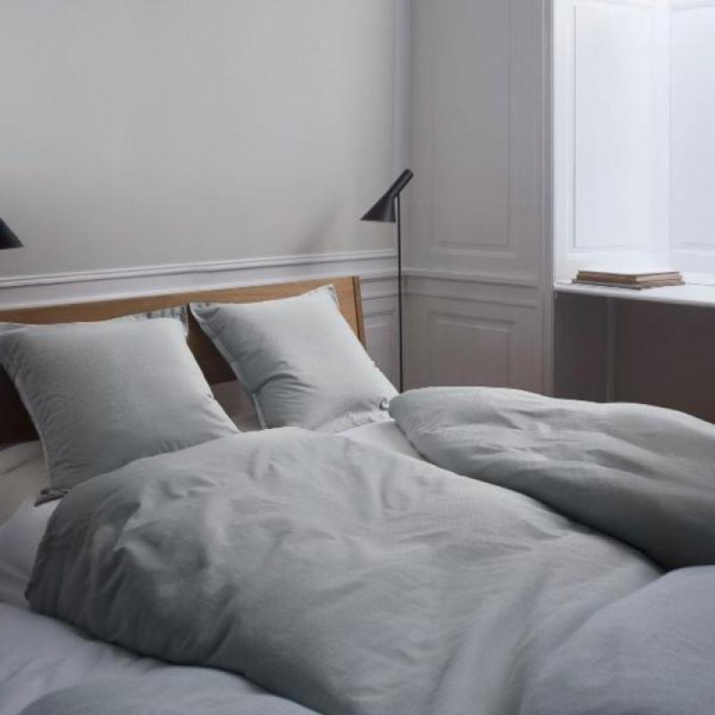 Georg Jensen Damask Sky sengetøj med Nordlux bordlampe - 2