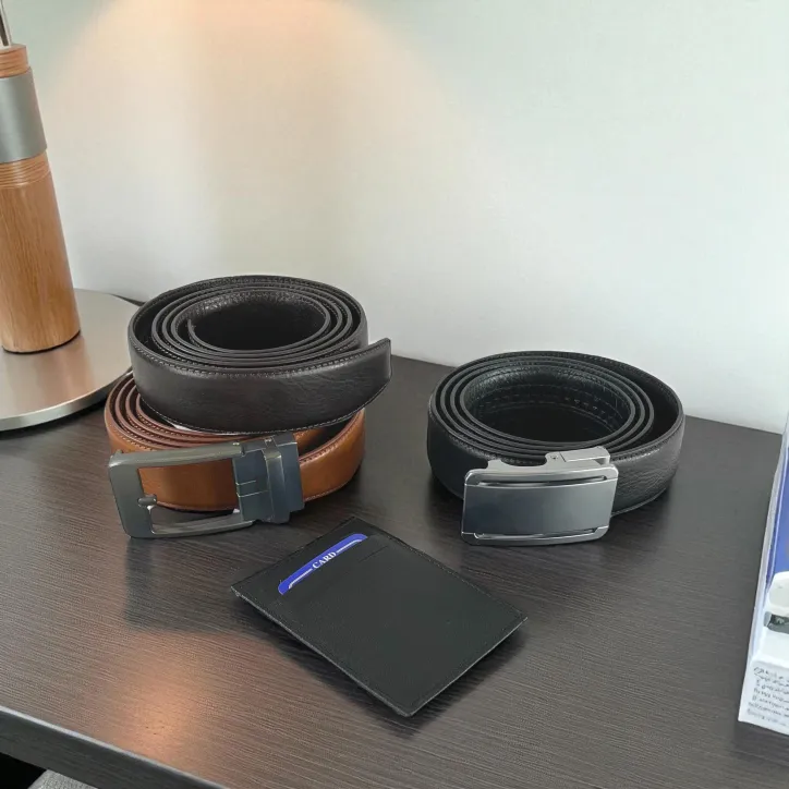 Bon Goût bæltesæt i 3 farver med kortholder