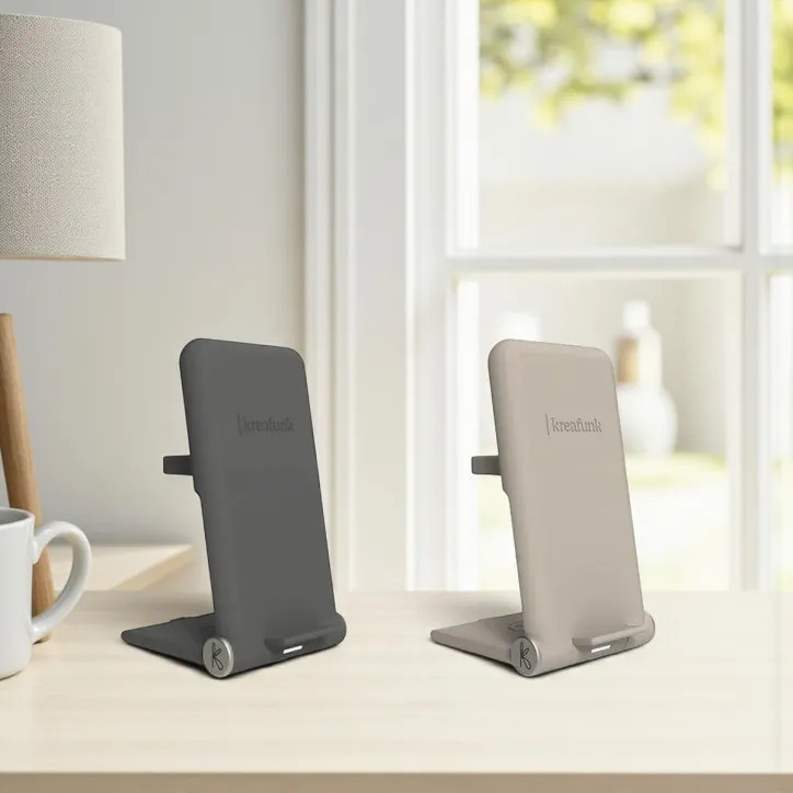 Trådløs oplader med 3-i-1 funktion.