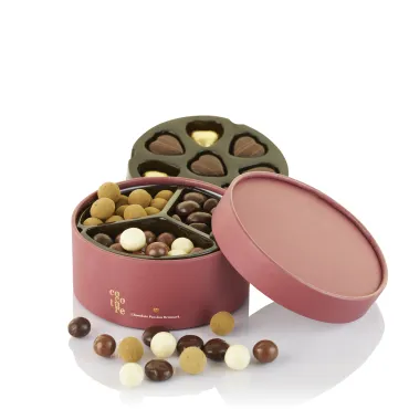 Delikatesse-æske med chokolade, marcipan, lakrids