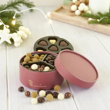 Delikatesse-æske med chokolade, marcipan, lakrids