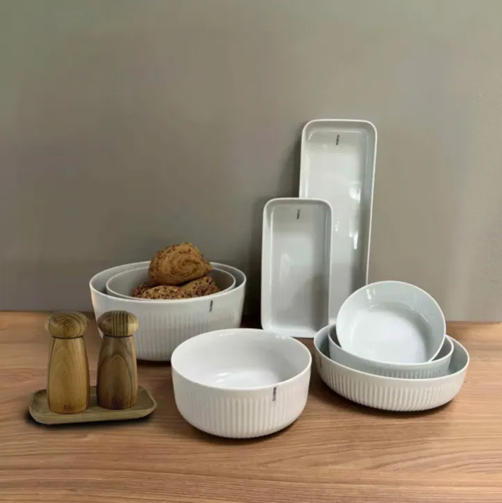 Skål- og serveringsfadsæt med keramisk kværnesæt