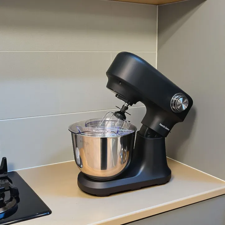 Nordic Sense Kraftfuld røremaskine med 5L skål