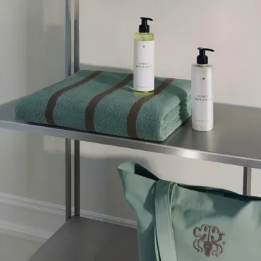 Georg Jensen Damask Sea badelagen, toten bag & hudpleje