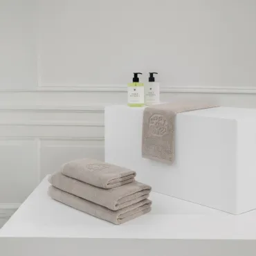 Georg Jensen Damask Terry small håndklædepakke med sæbe