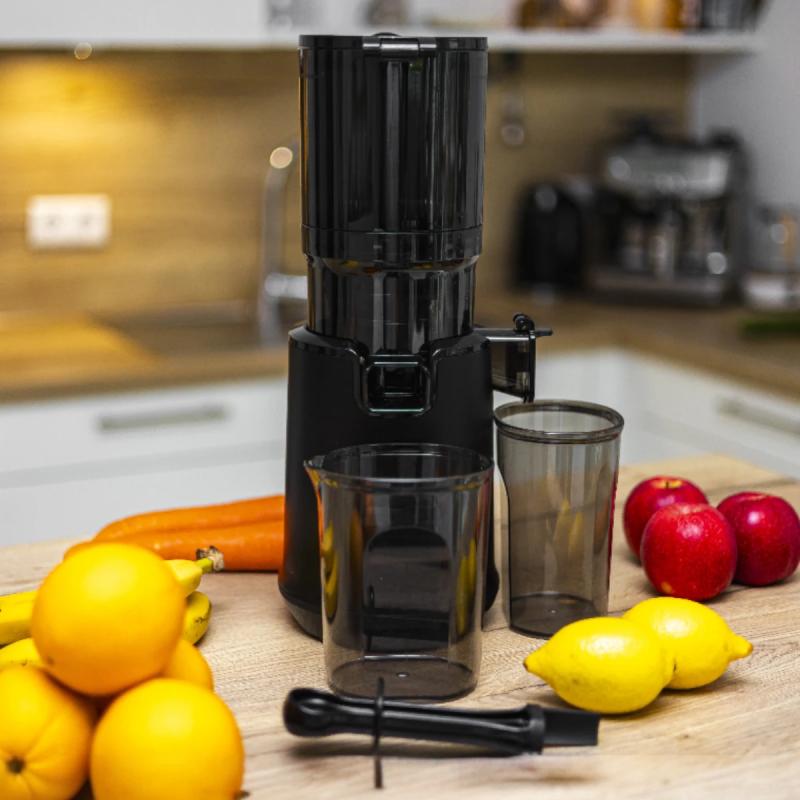 Hâws Slowjuicer og Holmegaard Future vandglas