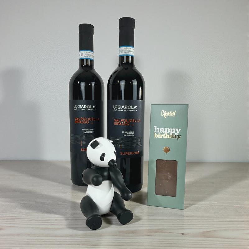 Kay Bojesen Panda med Xocolatl Chokoladebar og 2 flasker Ripasso - 4