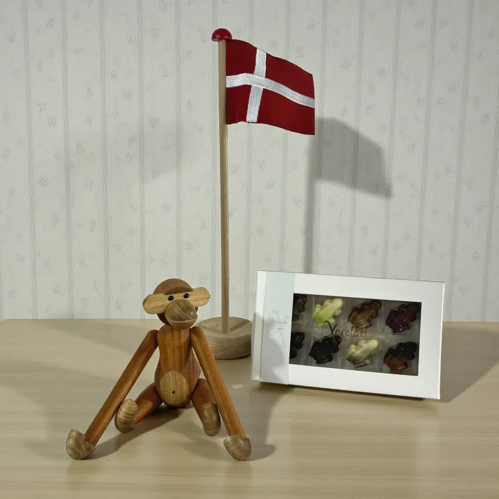 Kay Bojesen Abe, Xocolatl Frog Parade og Novoform Flag