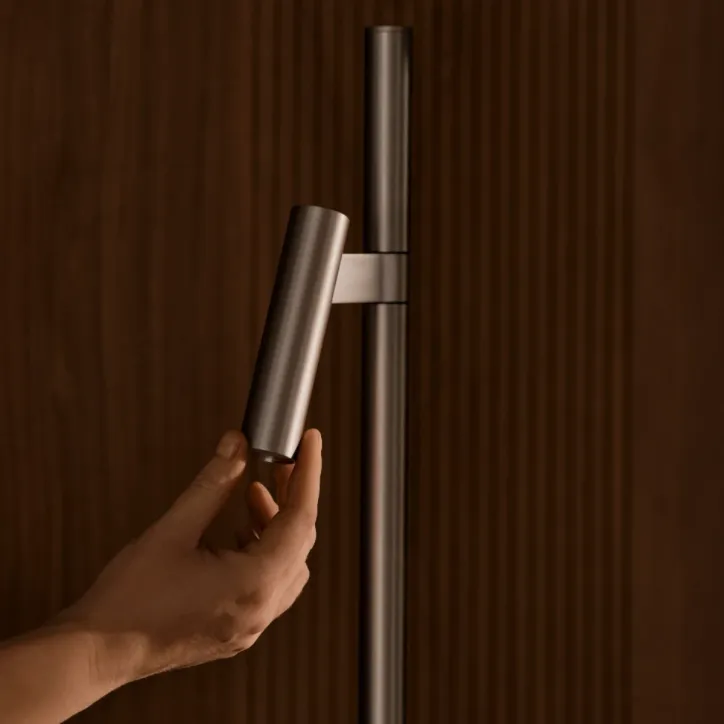 Nordlux Makoto gulvlampe i Satin Chrome - 2