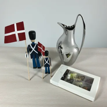 Koppel Kande 1,2 L, Kay Bojesen gardere og Frog Parade