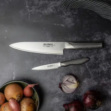 Global kokkekniv 18 cm og urtekniv 9 cm