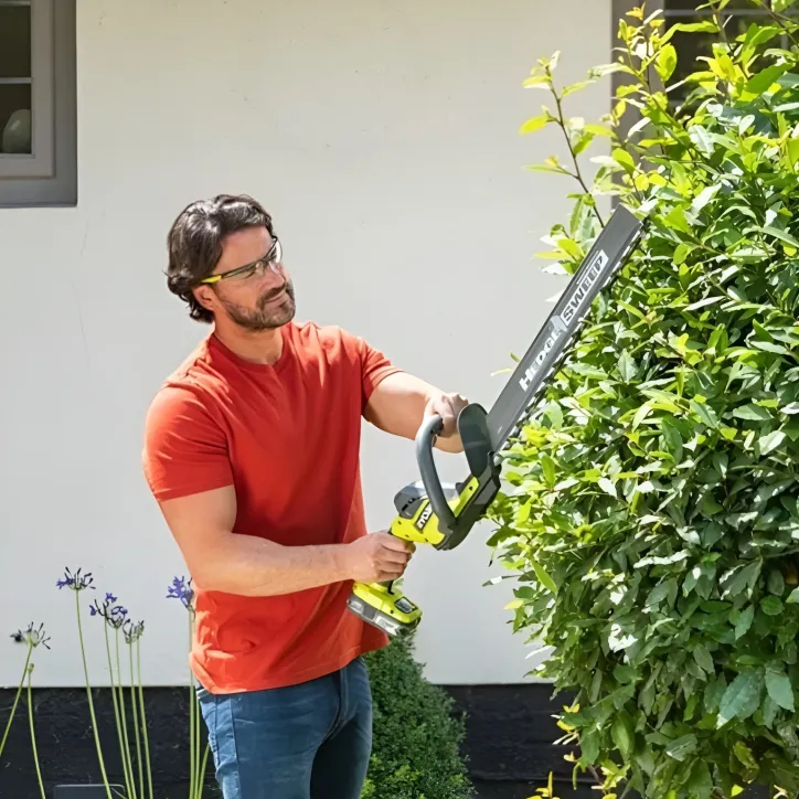 Ryobi 18V ONE+ hækkeklipper