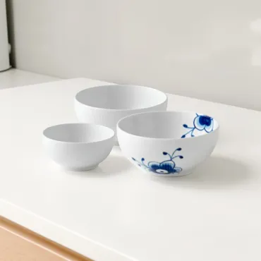 Royal Copenhagen 2 stk. hvid rilfet skåle & blå mega riflet skål