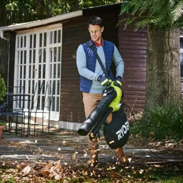 Ryobi løvblæser og -suger 3000W