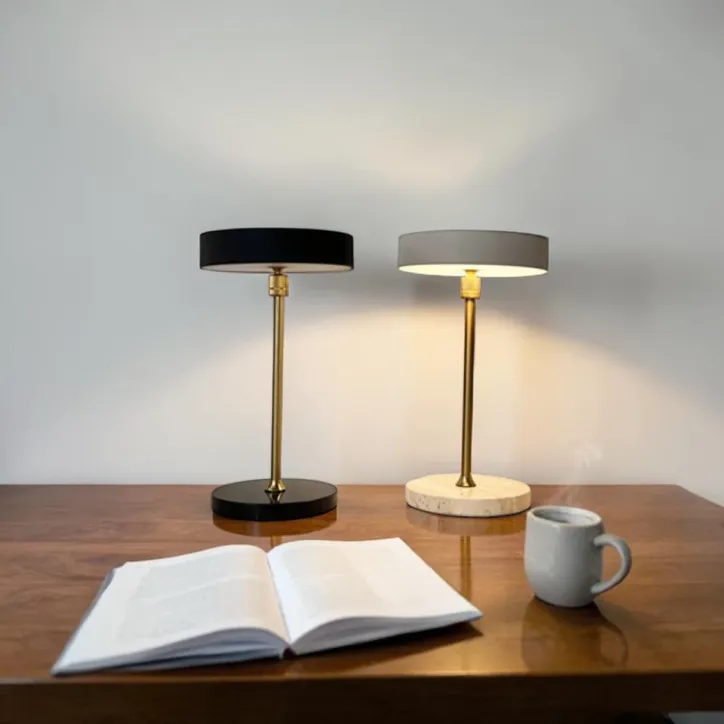 Moonlight LED genopladelig bordlampe