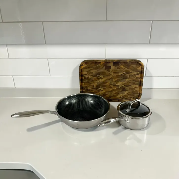 Hâws Santo wok, gryde og teak spækbræt - 1